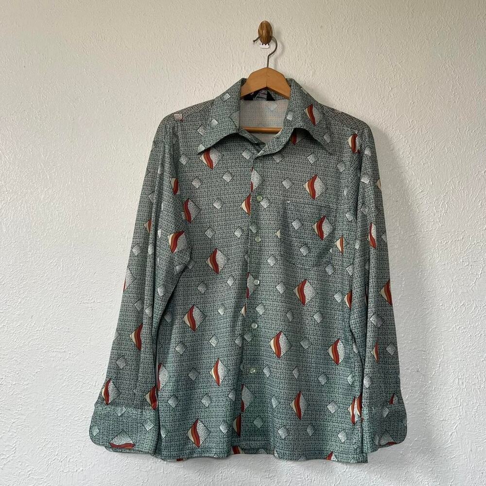 Beautiful vintage donegal geometric mod button-down shirt 21x27”